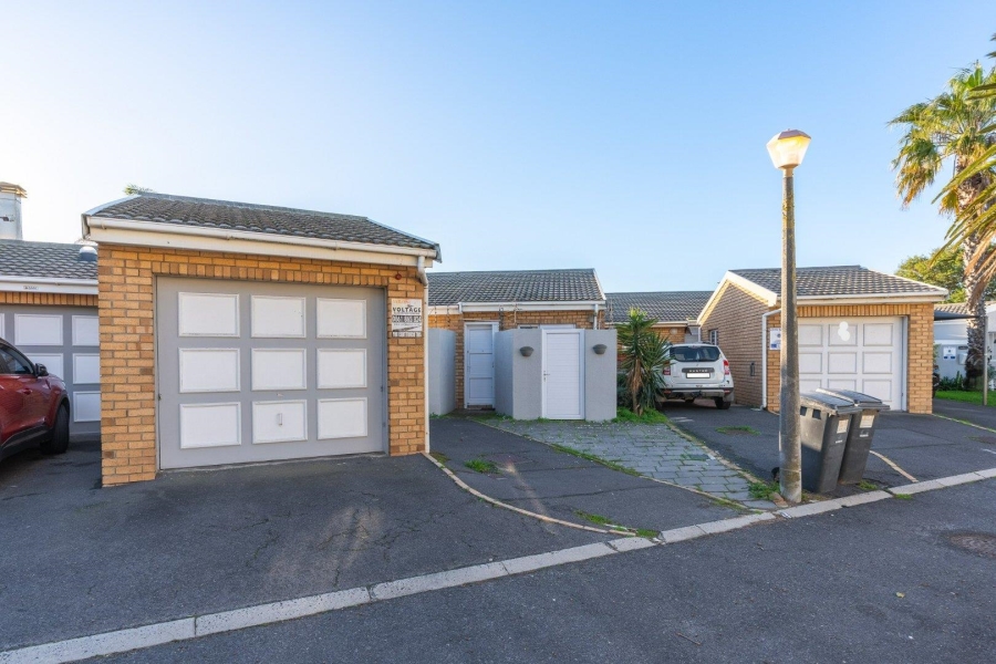 To Let 2 Bedroom Property for Rent in Milnerton Ridge Western Cape